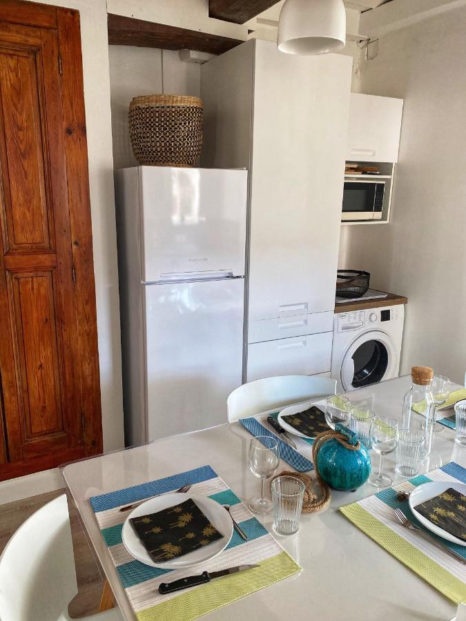 Escapade à Sanary, au coeur du village, 200M du Port,Clim,Wifi,Parking Esterno foto
